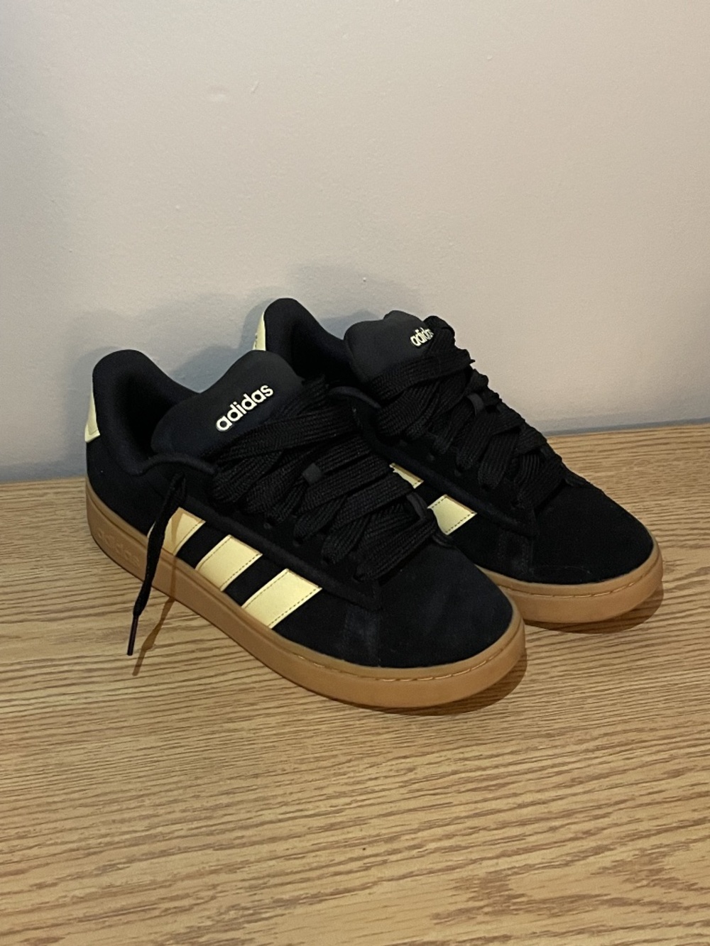 Adidas Campus